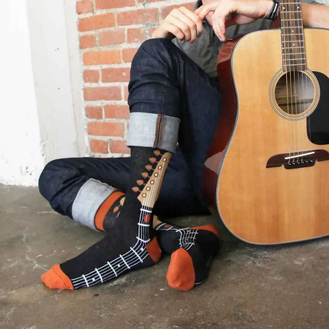 MENS FT GUITAR SOCKS